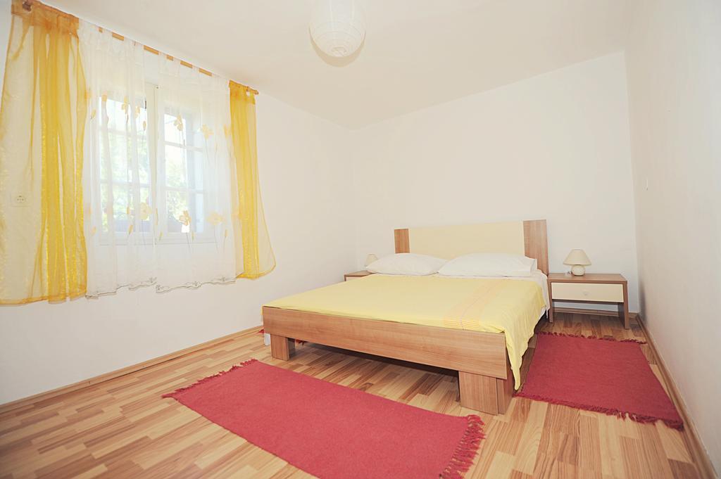 Apartment Karla Jadrtovac Room photo